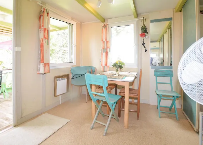 Gorgeous Stacaravan In 2*