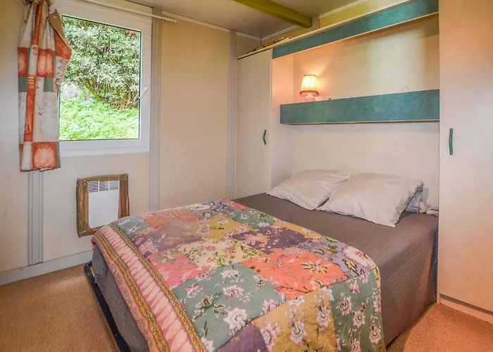 Gorgeous Stacaravan In Kemp