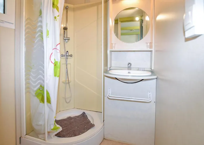 Gorgeous Stacaravan In Campsite